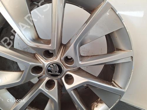 Fælk SKODA KAROQ (NU7, ND7) 1.6 TDI | BP38327801C45 - Image 3