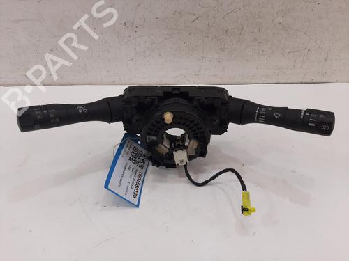 Used Switch Switch NISSAN JUKE (F15) 1.6 (117 hp) 33720838 33720838