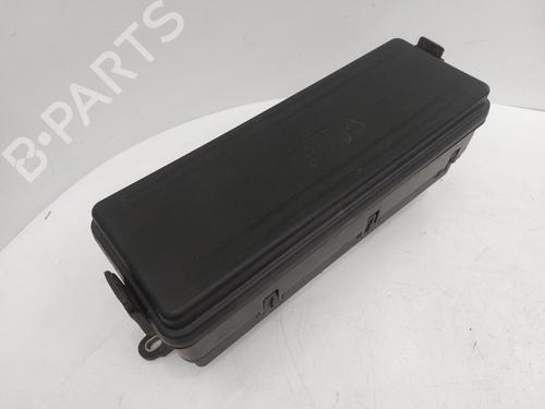 Used Fuse box LAND ROVER DISCOVERY V (L462) 3.0 SDV6 4x4 (306 hp) 26838035