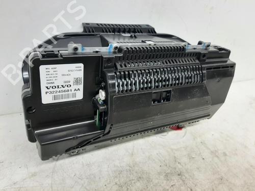 Instrument cluster VOLVO XC60 II (246) T8 Hybrid Polestar AWD | BP26785494C47 