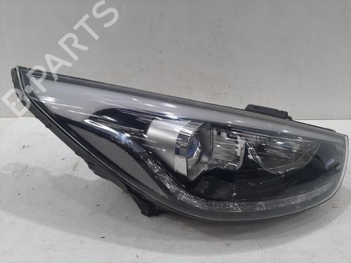 Used Right headlight HYUNDAI ix35 (LM, EL, ELH) 1.7 CRDi (116 hp) 30496217