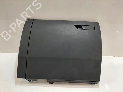 Dashboardkastje Dashboardkastje SEAT ATECA (KH7, KHP) 2.0 TDI 4Drive (150 hp) 34121376 34121376