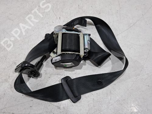 front-right-seatbelt-dacia-duster-hm_-2017-39532039 main image
