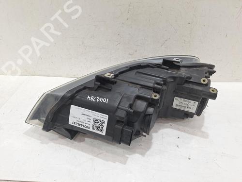 Right headlight VW POLO V (6R1, 6C1) 1.4 (6R1) | BP32422903C29