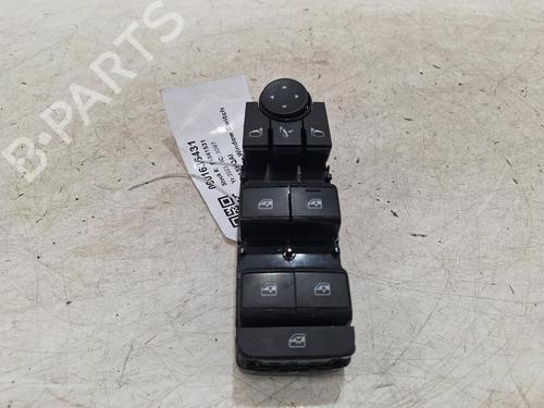 Used Switch NISSAN QASHQAI III (J12) 1.3 DIG-T (140 hp) 32448311