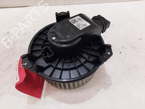 Heater blower motor FORD S-MAX (CJ, WA6) 2.0 TDCi | BP32357772M62