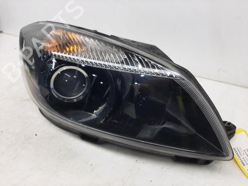 Right headlight SKODA ROOMSTER (5J7) 1.2 TSI | BP26867512C29 