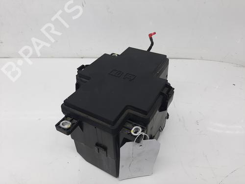 Used Fuse box JAGUAR I-PACE (X590) EV400 AWD (400 hp) 26797084