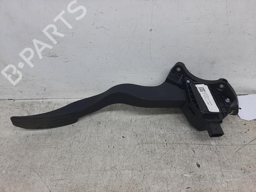 pedal-jaguar-i-pace-x590-2018-26752233 main image