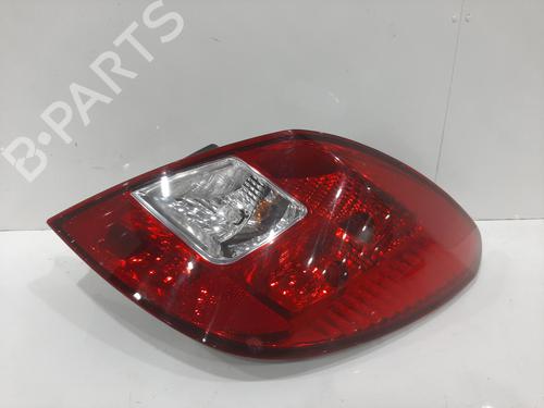 Used Right taillight VAUXHALL CORSA Mk III (D) (S07) 1.2 i 16V (L08) (86 hp) 26865443