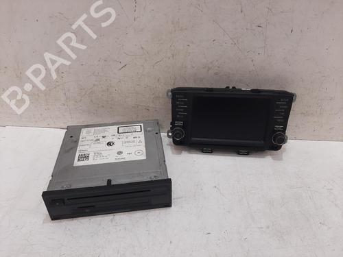 Used Radio Radio VW POLO V (6R1, 6C1) 1.2 TSI 16V (90 hp) 33720570 33720570