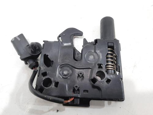 Used Hood lock SKODA SUPERB III (3V3) 2.0 TDI (150 hp) 31999608