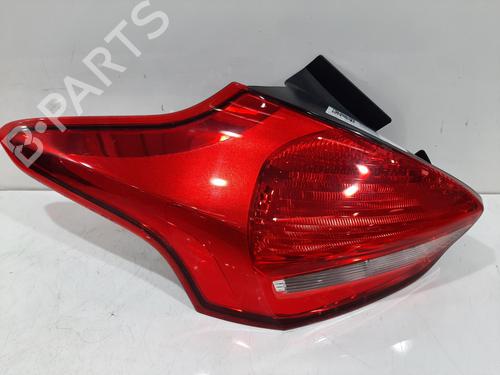 left-taillight-ford-focus-iii-2010-2011-2012-2013-2014-2015-2016-2017-2018-2019-2020-36403836 main image