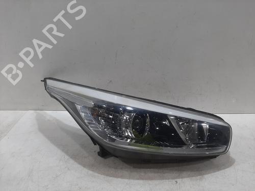 Used Right headlight KIA CEE'D (JD) 1.6 CRDi 128 (128 hp) 30533192