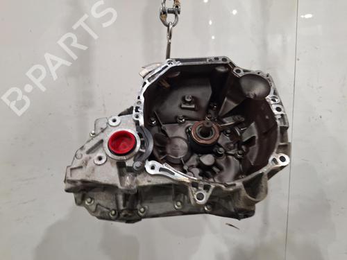 gearbox-dacia-sandero-ii-2012-36384225 main image