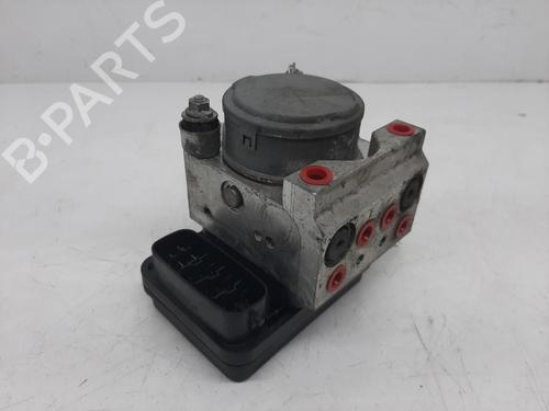 Used ABS pump MITSUBISHI L200 / TRITON (KA_T, KB_T) 2.5 DI-D 4WD (KB4T) (136 hp) 26787666