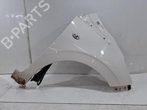 Used Right front fenders Right front fenders 38231710 38231710