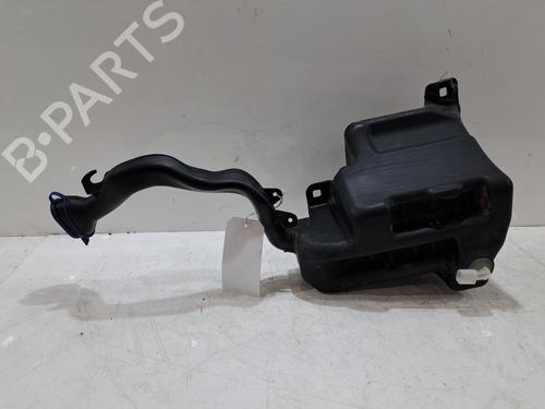 Used Windscreen washer tank Windscreen washer tank 39106357 39106357