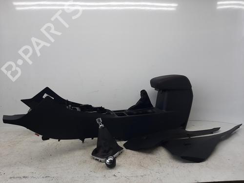 Mittelkonsole für FORD PUMA (J2K, CF7) 1.0 EcoBoost (125 hp) 31305098