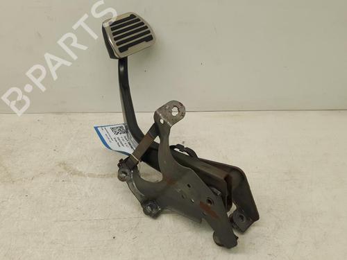 Used Break pedal LAND ROVER DISCOVERY V (L462) 3.0 D 4x4 (249 hp) 31537536