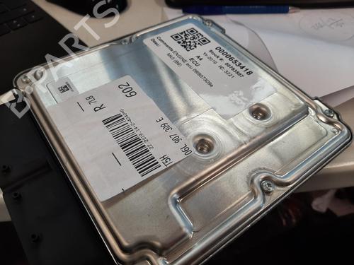 Used Control unit AUDI A4 B9 (8W2, 8WC) 35 TFSI Mild Hybrid (150 hp) 31304952