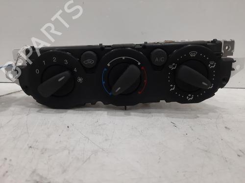 Used Climate control FORD FOCUS II Convertible 2.0 (145 hp) 26838171
