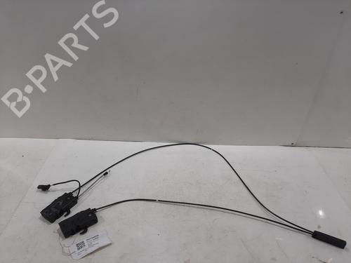 Used Hood lock VOLVO XC90 II (256) B5 Mild-Hybrid AWD (235 hp) 30359904