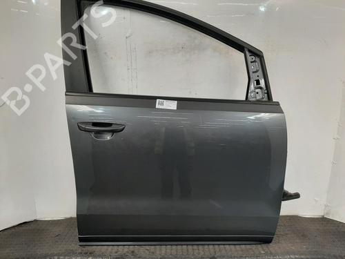 Used Right front door Right front door 38753910 38753910