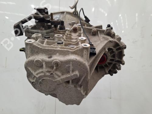 Gearbox KIA VENGA (YN) 1.4 CRDi 90 | BP38871354M3 - Image 5