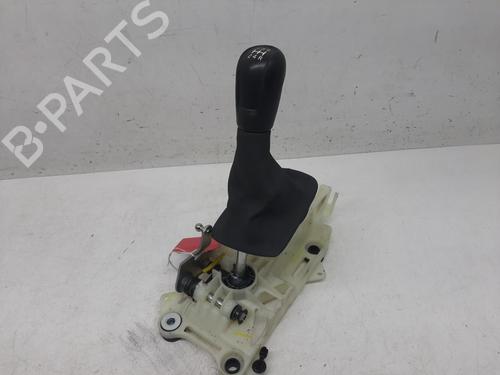 Used Gear lever VOLVO S40 II (544) 2.0 (146 hp) 26845427