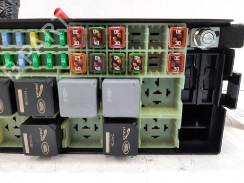 Fuse box LAND ROVER RANGE ROVER IV (L405) 4.4 SDV8 4x4 | BP30094718E1