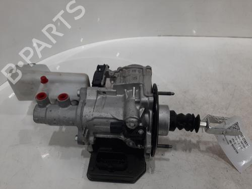 Used Brake master cylinder JAGUAR I-PACE (X590) EV400 AWD (400 hp) 26755443
