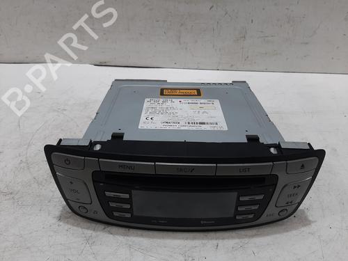 radio-toyota-aygo-_b1_-2005-2006-2007-2008-2009-2010-2011-2012-2013-2014-32270408 main image