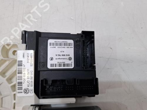 Front left window mechanism VW GOLF VI Convertible (517) 1.4 TSI | BP38284643C22 - Image 3