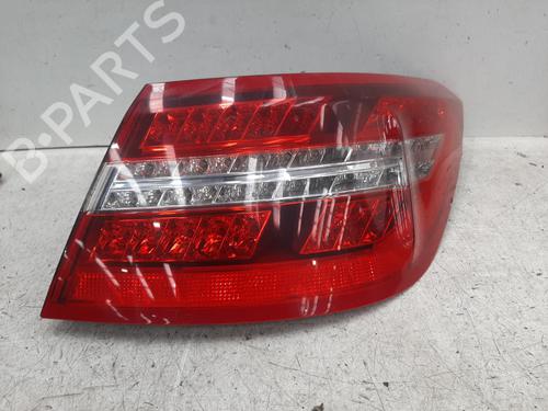 Achterlicht rechts MERCEDES-BENZ E-CLASS Convertible (A207) E 220 BlueTEC (207.401) (177 hp) 26755574