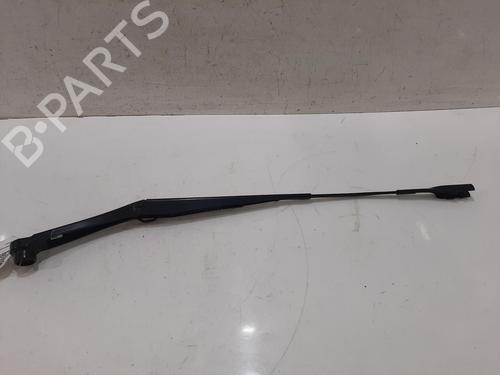 Used Front windshield wiper arm Front windshield wiper arm 33242171 33242171