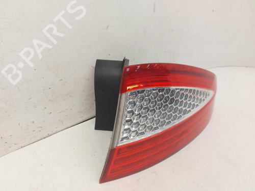Right taillight FORD MONDEO IV (BA7) 1.8 TDCi | BP26839934C35 - Image 2