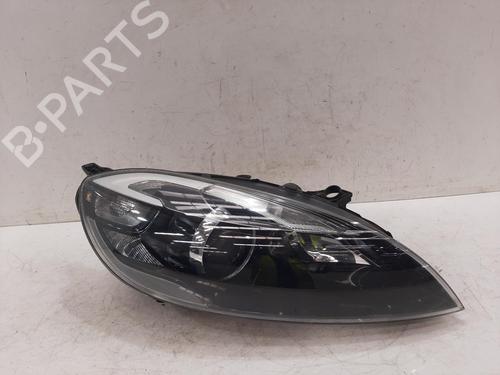 right-headlight-volvo-v40-hatchback-525-2012-2013-2014-2015-2016-2017-2018-2019-32757833 main image