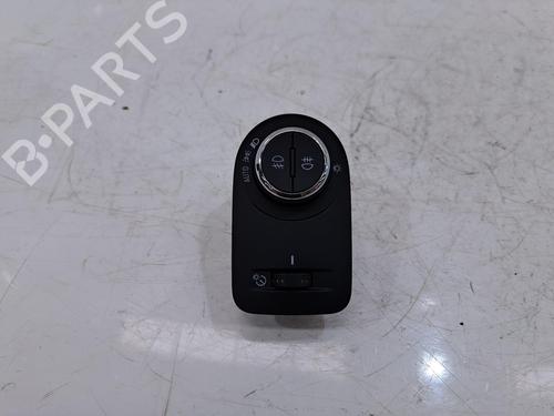 Used Headlight switch Headlight switch VAUXHALL GRANDLAND X / GRANDLAND (A18) 1.2 Turbo (75) (131 hp) 33939808 33939808