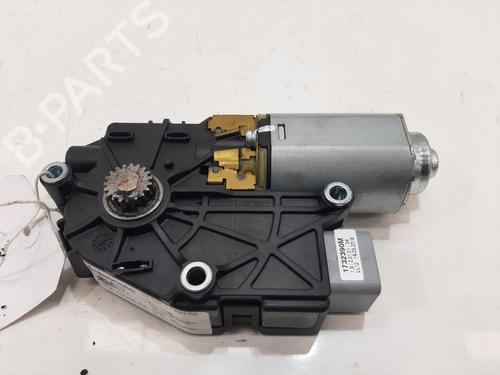 Used Sunroof engine Sunroof engine LAND ROVER RANGE ROVER SPORT II (L494) 4.4 SDV8 4x4 (340 hp) 33124395 33124395