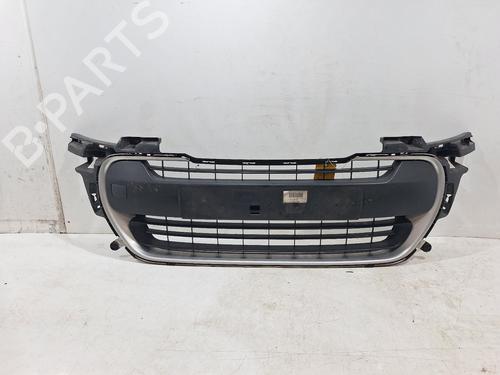 Used Grille PEUGEOT 308 I (4A_, 4C_) 1.6 HDi (92 hp) 31059436