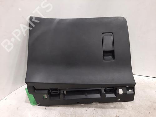 Boîte à gants PEUGEOT 2008 II (UD_, US_, UY_, UJ_, UR_, UC_) 1.2 PureTech 100 (USHNK) (101 hp) 26850440