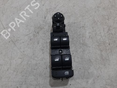 Used Right front window switch Right front window switch 33436357 33436357