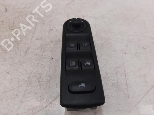 Used Switch Switch RENAULT CAPTUR I (J5_, H5_) 0.9 TCe 90 (90 hp) 32757959 32757959