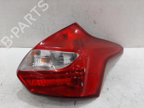 right-taillight-ford-focus-iii-2010-2011-2012-2013-2014-2015-2016-2017-2018-2019-2020-32757841 main image