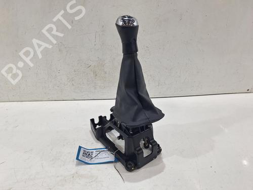 Used Gear lever TOYOTA AYGO (_B4_) 1.0 (KGB40) (69 hp) 31685806