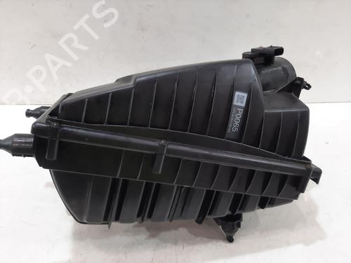 Used Air filter box LAND ROVER RANGE ROVER IV (L405) 4.4 SDV8 4x4 (340 hp) 30179412