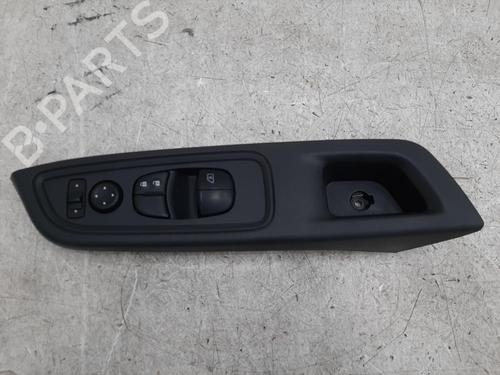 Used Switch NISSAN MICRA V (K14) 1.0 (71 hp) 26840689