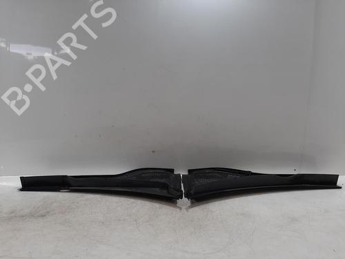 Grelha curcuvan Grelha curcuvan VW GOLF VII (5G1, BQ1, BE1, BE2) 1.6 TDI (105 hp) 34377503 34377503