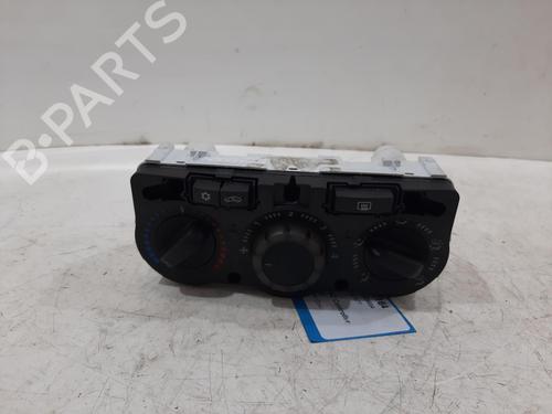 Used Climate control VAUXHALL CORSA Mk III (D) (S07) 1.0 i 12V (L08) (65 hp) 29553746